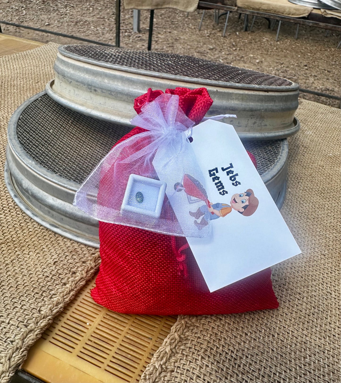 Jebs Gems Concentrate with Cut Stone